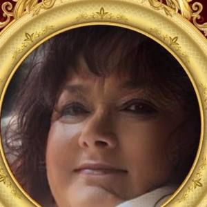 Meet your Posher, Becky